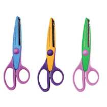 Tesoura Plástica De Picotar Cor Azul E Rosa - Onda